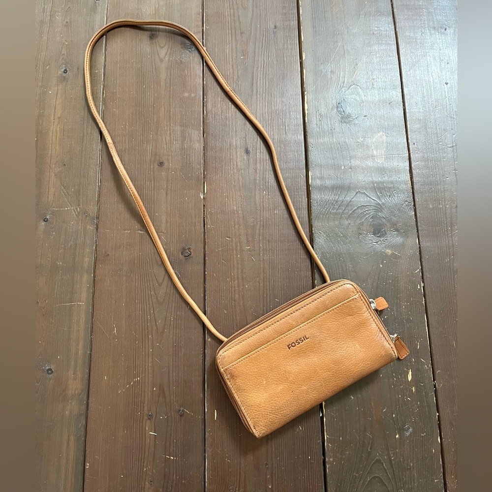 Fossil brown leather crossbody purse
